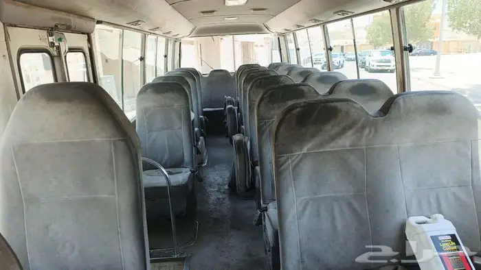 باص كوستر 30 راكب للإيجار 3