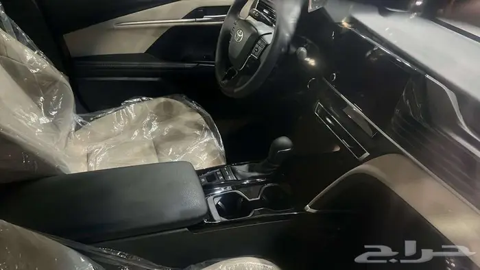 تويوتا كامرى LE هايبرد موديل 2025 5