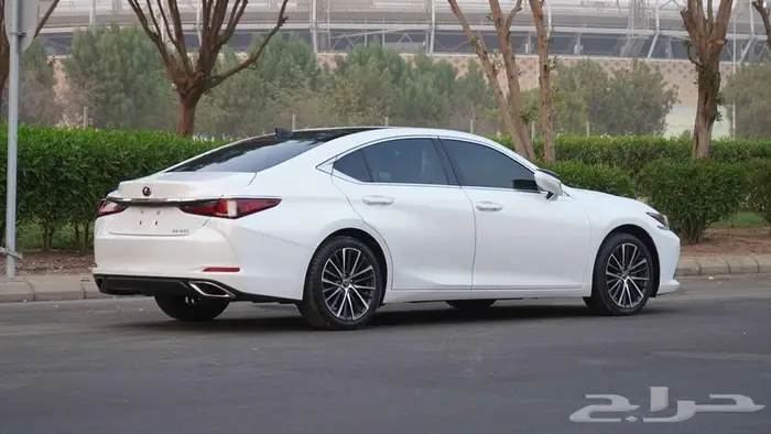 ليكزس ES 350 2022 بنورما (فل كامل ) 2
