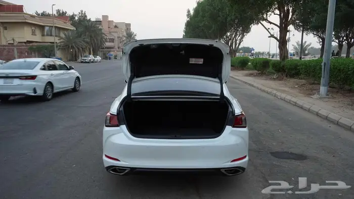 ليكزس ES 350 2022 بنورما (فل كامل ) 10