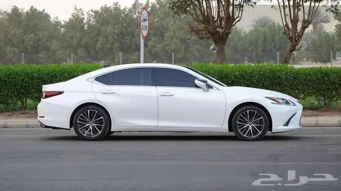 ليكزس ES 350 2022 بنورما (فل كامل ) 4