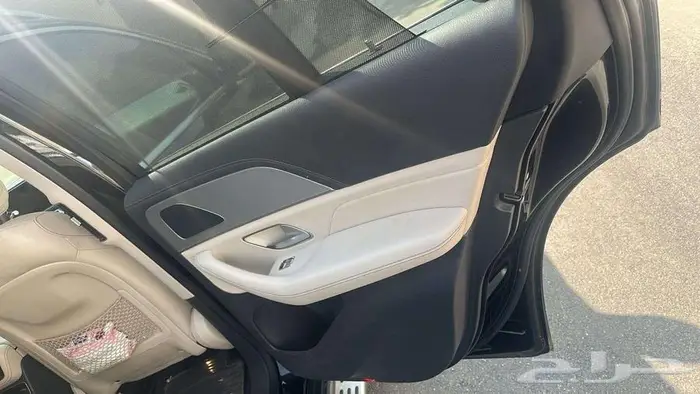 مرسيدس GLE 450 موديل 2019 17