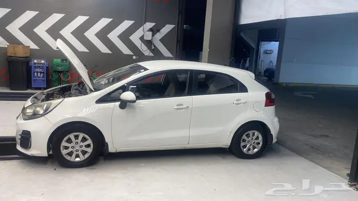 كيا ريو هاتشباك باك 2015 4