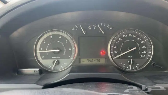 جيب لاندكروزر GXR ممشى قليل وبدي نظيف 10