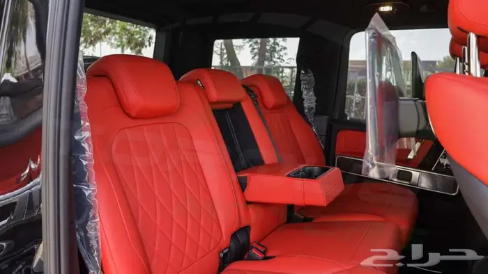 2025 مرسيدس جي كلاس AMG V8 4.0L G 63 اصفار مع ضمان 18