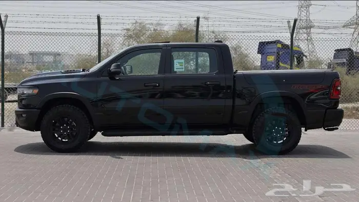 رام 1500 ريبيل اكس 2025 خليجي اصفار مع ضمانر 33