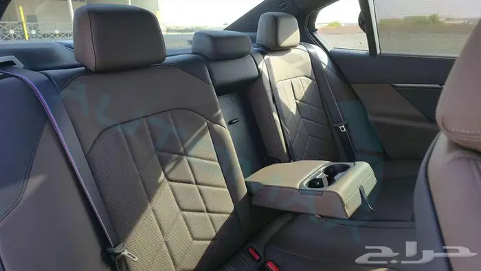 2026 BMW 5-SERIES 520i M MILD-HYBRID GCC 0Km ضمان الوكيل 24