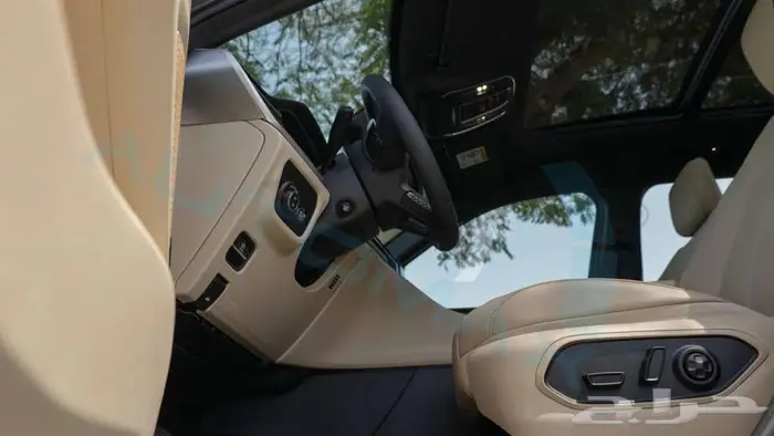 جيب جراند شيروكي لمتد بلس 2025 خليجي اصفار مع ضمان الوكيلر 8