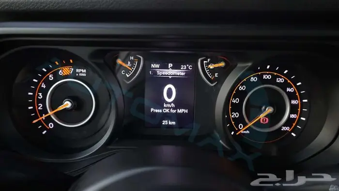 جيب رانجلر انلمتد سبورت اس 2025 خليجي اصفار مع ضمان الوكيل 12