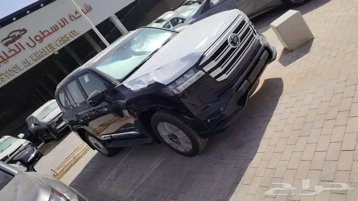 تويوتا لاندكروزر Sجي اكس ار 2025 اسود خليجي تنفس طبيعي 2