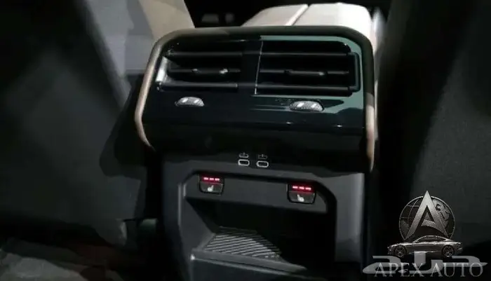 BMW 520 i mkit Sport Special Edition 2024 عرض مميز 16