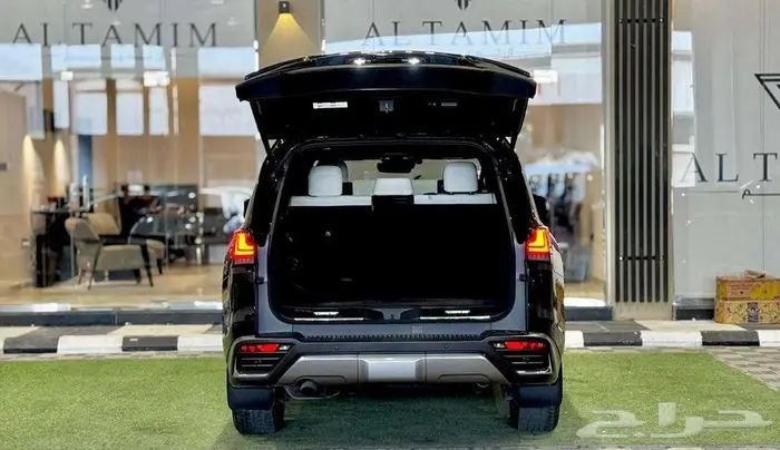 جيب لكزس LX600 2024 ماشي 3800 كم فقط 6