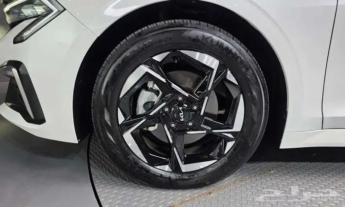 كيا K5 2025 - وارد كوريا 5