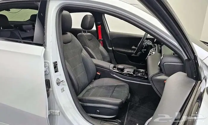 مرسيدس الفئة-A 35 2023 وارد كوريا 17