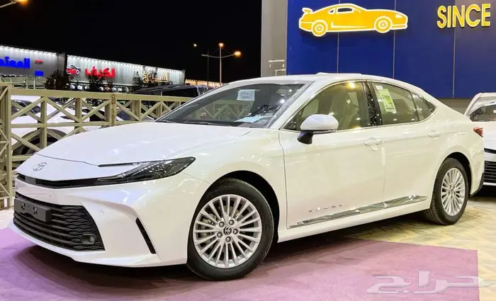 تويوتا كامري LE نص فل بنزين 2025 اقل سعر اقساط او كاش 2