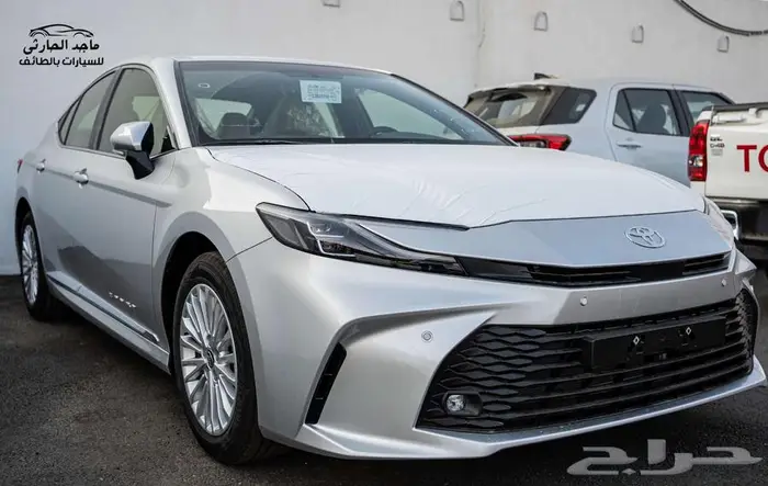 تويوتا كامري LE بنزين 2025 ب 120.200(شامل الضريبة) 12
