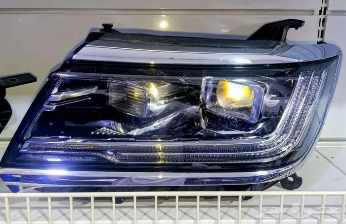 شمعة MG RX8 يسار اصلي مستعمل 2022 2