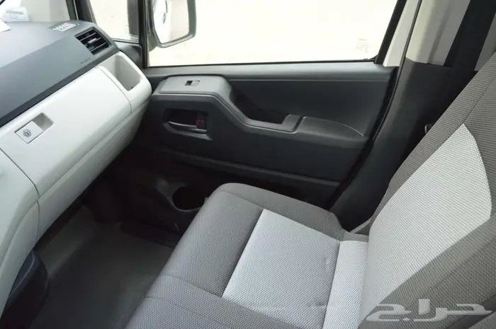 تويوتا باص هاي اس 2026 ديزل قير اتوماتيك عبداللطيف جميل 31