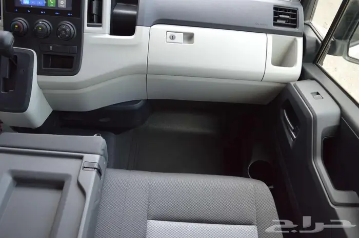 تويوتا باص هاي اس 2026 ديزل قير اتوماتيك عبداللطيف جميل 32