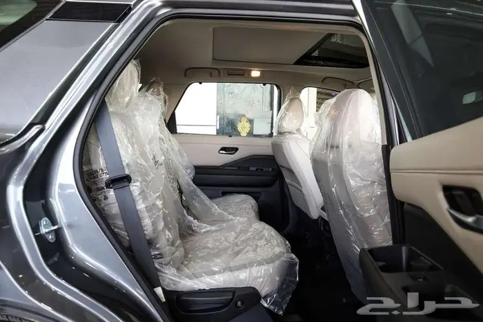 نيسان باثفايندر 2023 فئة SV 10