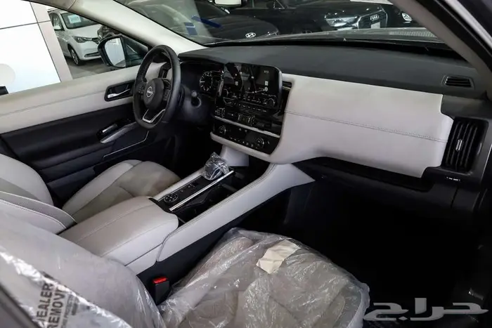 نيسان باثفايندر 2023 فئة SV 5