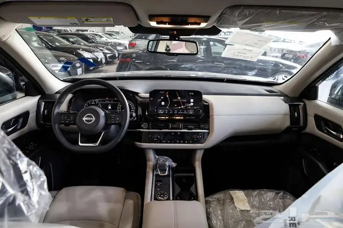 نيسان باثفايندر 2023 فئة SV 4