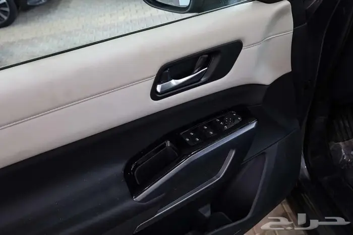 نيسان باثفايندر 2023 فئة SV 9