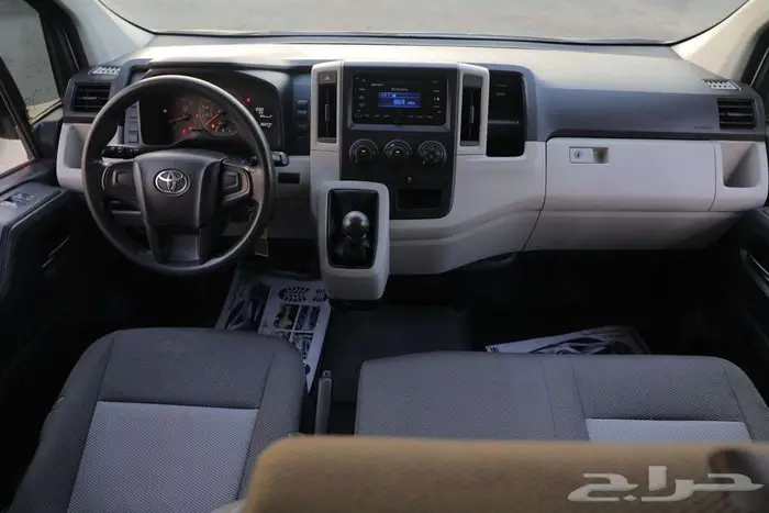 تويوتا هاي اس بضاعة موديل 2019 ديزل 11