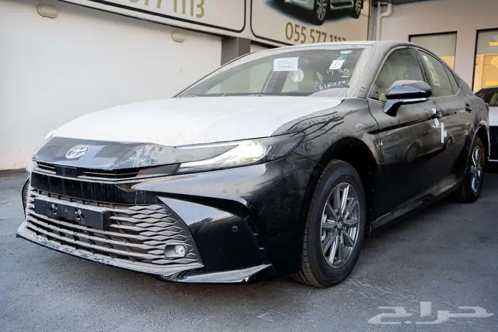 تويوتا كامري E ستاندر بنزين 2025 ب 113.300(شامل الضريبة) 0