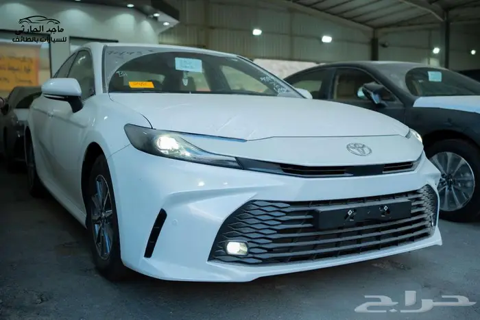 تويوتا كامري E ستاندر بنزين 2025 ب 113.300(شامل الضريبة) 15