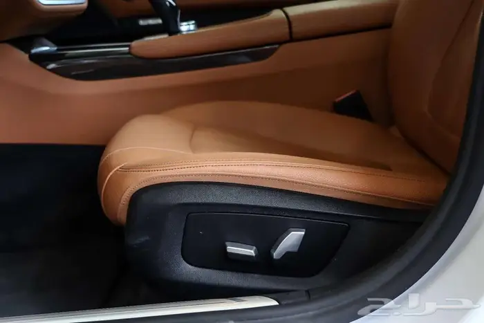 BMW 2018 730Li 7