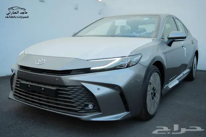 تويوتا كامري LE هايبرد 2025 ب 120.200(شامل الضريبة) 4