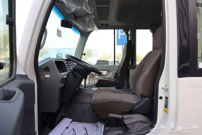 تويوتا باص كوستر 22 راكب و 23راكب خليجي 2025 ديزل 11