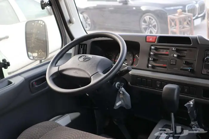 تويوتا باص كوستر 22 راكب و 23راكب خليجي 2025 ديزل 5