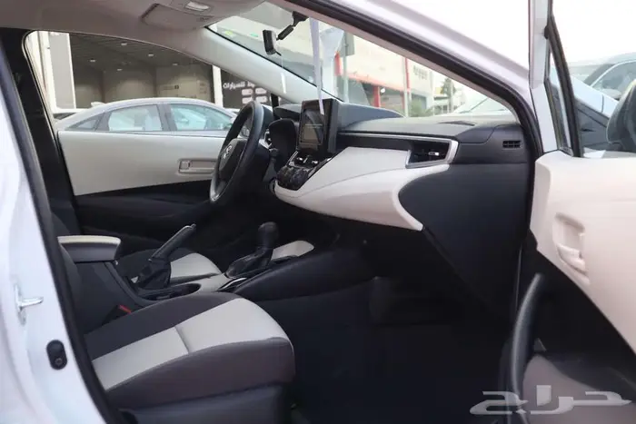 تويوتا كورولا 2.0 ستاتدر طيس و مطور جنوط بنزين2025فرع جده 12