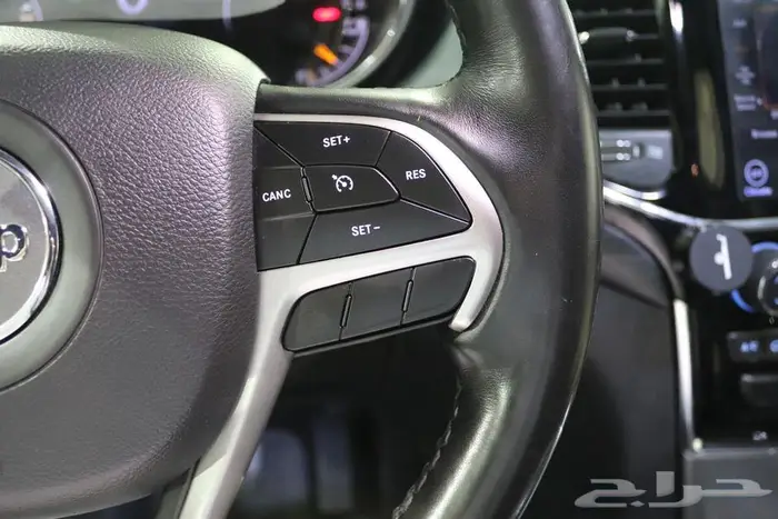 جراند شيروكي 2020 19