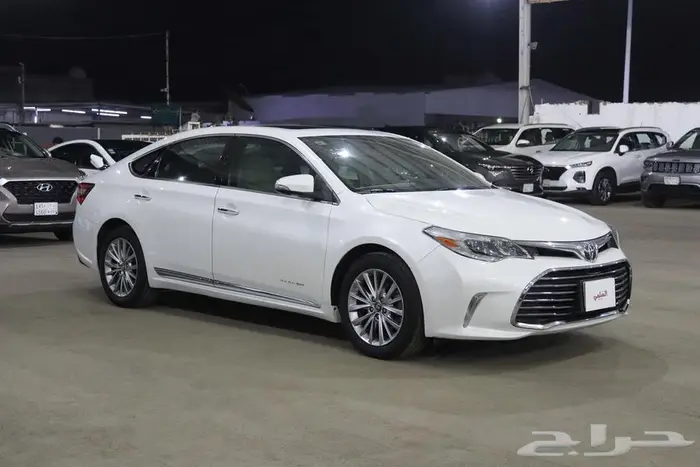 تويوتا افالون 2017 فل كامل ليميتد 5