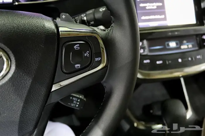 تويوتا افالون 2017 فل كامل ليميتد 19