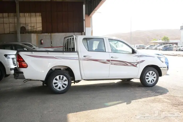 تويوتا هايلوكس 2025 GL غمارتين ديزل 4X2 بالنقد والتقسيط 2