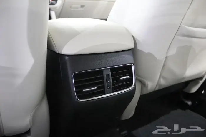 مازدا 6 نص فل 2022 18