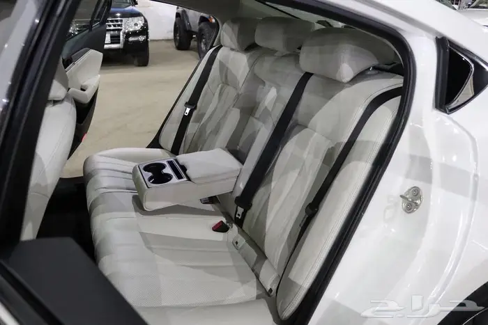 مازدا 6 نص فل 2022 15