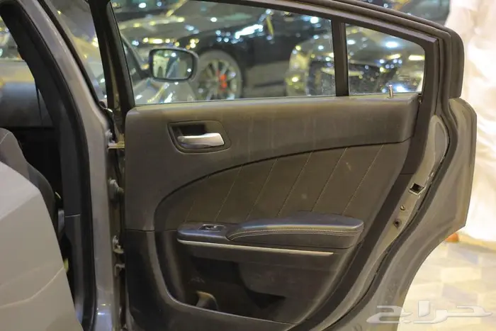 دودج تشارجر 2019 SXT ( تم البيع ) 9