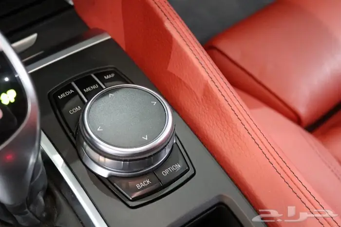 بي ام دبليو X6 فل كامل 2017 23