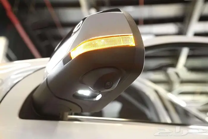 فورد ايفرست ليمتد 2025 مزايا أمان وثبات عالي لرحلاتك الطويلة 1