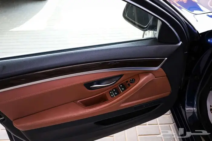 بي ام دبليو 530I موديل 2013 16