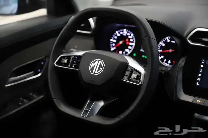 ام جي زد اس استاندر الشكل الجديد موديل 2025 4