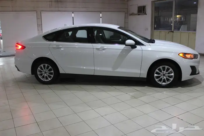 فيوجن 2020 ابيض بطاقة جمركية امريكي 3