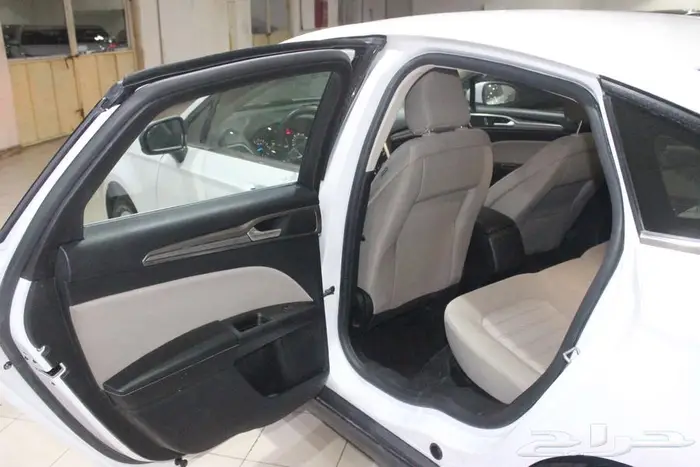 فيوجن 2020 ابيض بطاقة جمركية امريكي 26