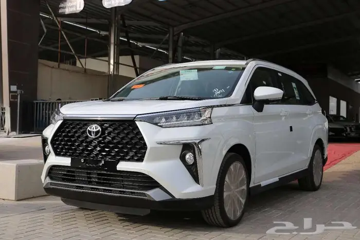 تويوتا فيلوز 2025 كاش وبنوك 8