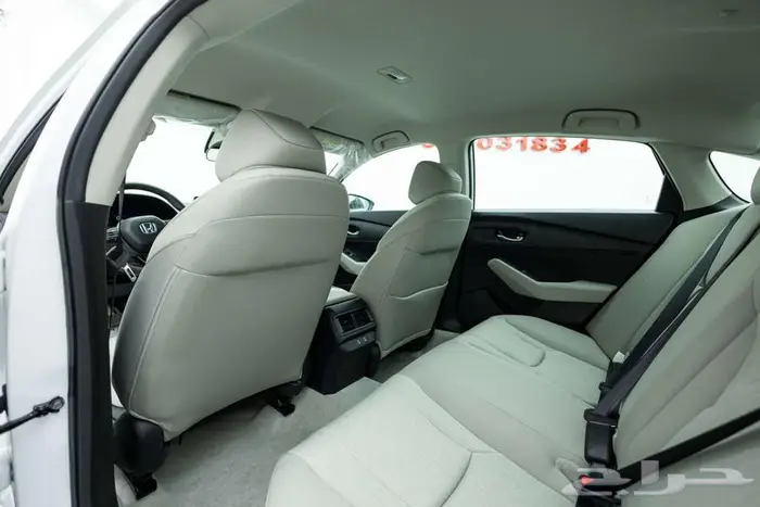 هوندا اكورد LX ستاندر 2025 تصميم يلفت الانظار 13